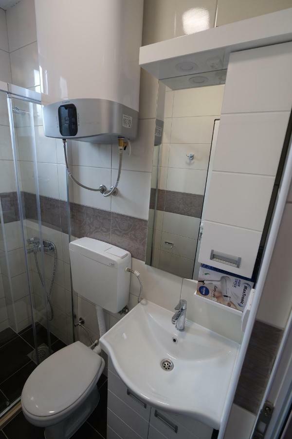 Dubai Apartmani Novi Pazar Buitenkant foto