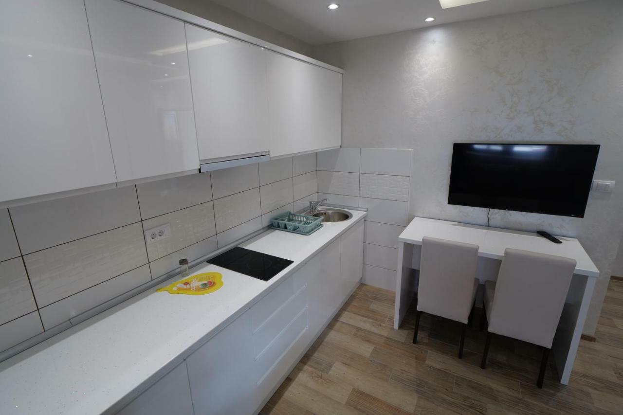 Dubai Apartmani Novi Pazar Buitenkant foto